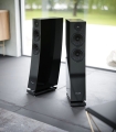 jasper_25_black_hg_room_pylon_audio_4K.jpg